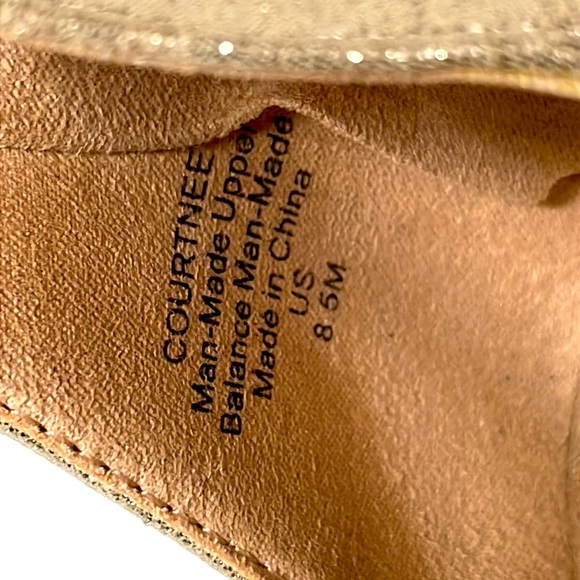 Kelly & Katie Gold/Rhinestones Open Toed Heels - Picture 5 of 5